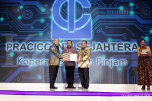 LQ INDONESIA LAWFIRM: KASUS KOPERASI BUKAN HANYA INDOSURYA TAPI ADA KSP SEJAHTERA BERSAMA, LIMA GARUDA DAN PRACICO YANG PERLU DIATENSI PEMERINTAH.