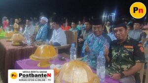 Tokoh Adat AHU Sanja Daeng Sibolo, dan Ustadz Darlan, S.Pdi, juga di menghadiri imam mesjid dan ketua pembangunan Se-desa AHU.