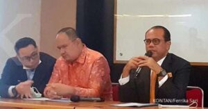 Henry Surya di bebaskan, justru lawyer Alvin Lim dari LQ Indonesia Lawfirm yang mewakili korban malah di tangkap dan ditahan.