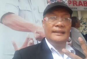 BUKU KEHIDUPAN, Manusia itu seperti Sebuah BUKU Cover depan.