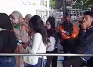 Heboh di group whatsapp wanita cantik masih mudah hendak cerai, mau cari kerja luar negeri.