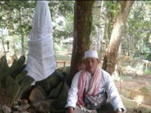 Masyarakat meridukan seorang presiden yang amanah dan pro pada rakyat jelatah.