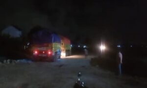 Lemahnya Pihak Pemkab Tangerang tentang pengawasan terhadap perumahan yang kurang menyediakan lampu jalan.