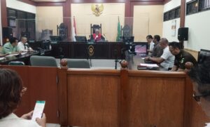 Aparat kepolisian membuat alat bukti dengan foto foto saja.