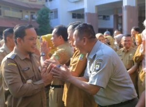 Hari pertama masuk kerja, langsung tancap gas, setelah libur panjang.