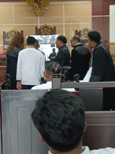 Surat garap yang di keluarkan kades Kohod di tarik kembali karna tanahnya masih jadi laut.