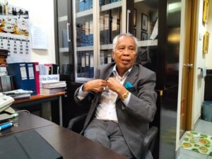 Dalam kunjungan ke kantor Bea dan Cukai tersebut juga ada transkrip.