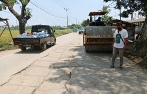Warga Kota Tangerang Toleransi antar umat beragama tinggi, beberapa ruang jalan sempat sepih.