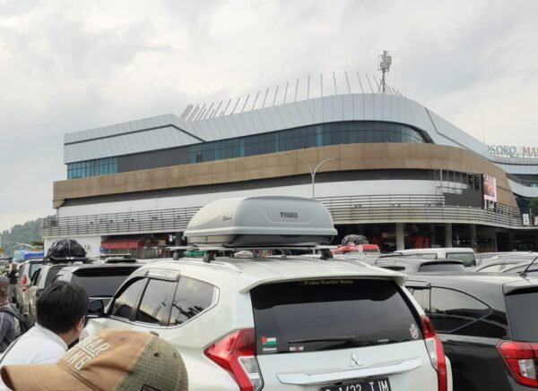 Diprediksi senin sudah para pedagang sudah tiba di jakarta.