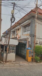 Kantor Pemerintahan Kecamatan Cipondoh tak terawat, diduga dana pemeliaraan kemana?.