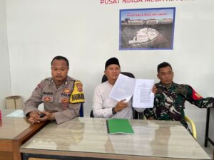 Beberapa hari yang lalu sempat viral video yang berdurasi 20 detik tentang robohnya tembok oleh alat berat excavator.