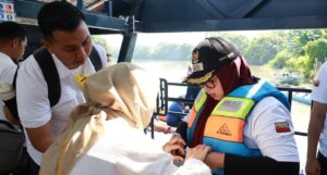 Wabup Intan Hadiri Aksi Bersih Satu Hari untuk Bumi Merdeka dari Sampah.