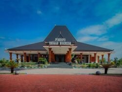 Anggaran dana penjemputan kenaikan haji Kab Madiun diduga korupsi.