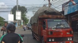 Pihak dishub Kab tangetang, tidak mematuhui mobil truk.