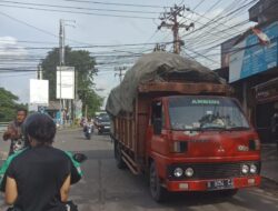 Pihak dishub Kab tangetang, tidak mematuhui mobil truk.