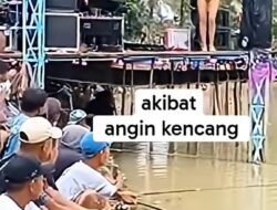 Saat artis menggoyangkan panggung dengan baju vulgar, di hatam angin kencang.